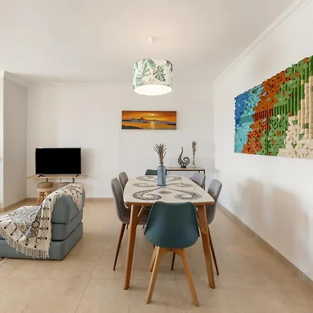 Seascape Homey & Cozy Baleal 아파트