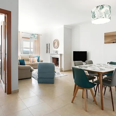 Seascape Homey & Cozy Baleal *