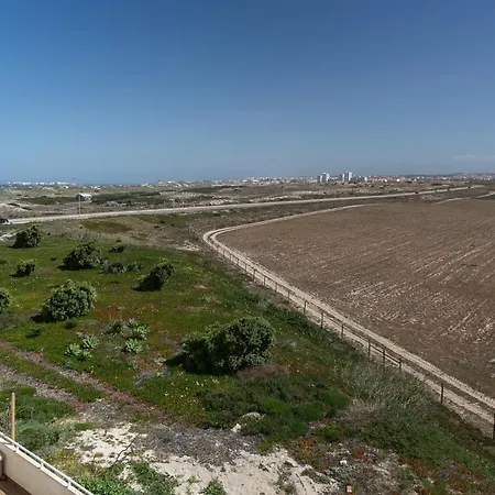 Seascape Homey & Cozy Baleal Apartment *