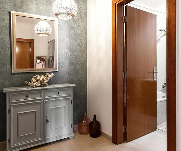 Seascape Homey & Cozy Baleal Daire Peniche